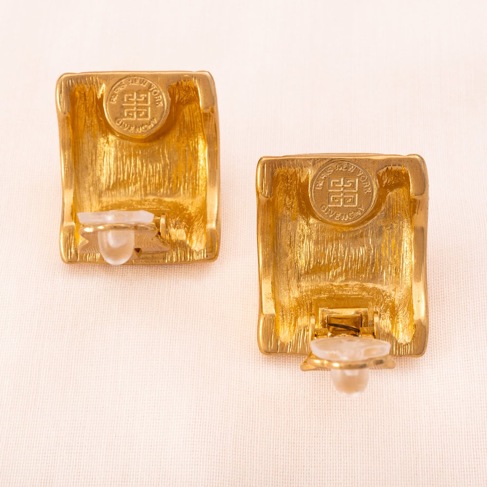 Givenchy-Paris-New-York-Ohrclips-vergoldete-Rückseiten-Signatur