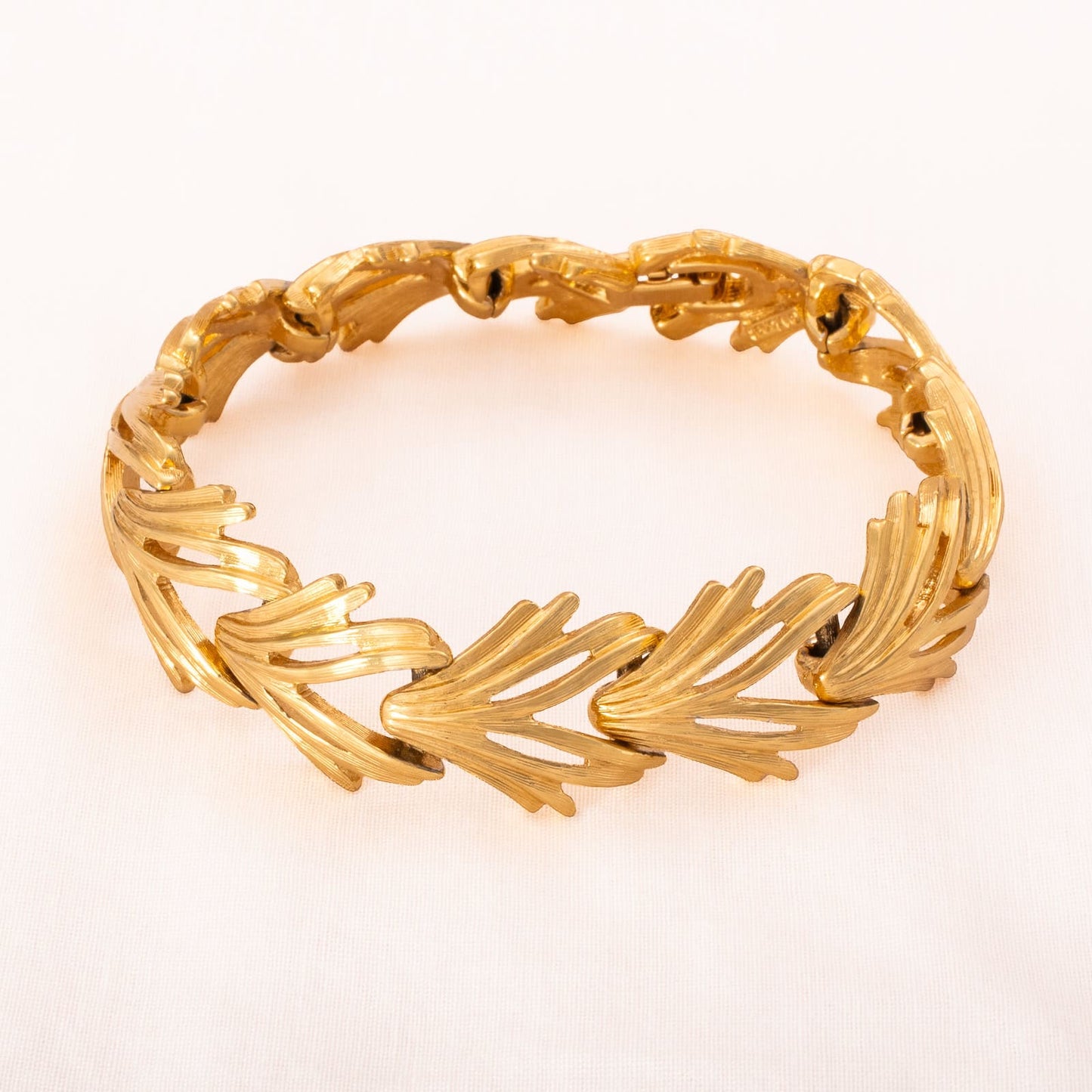 Monet-Armband-vergoldet-abstrakte-Blätter-Kettenglieder