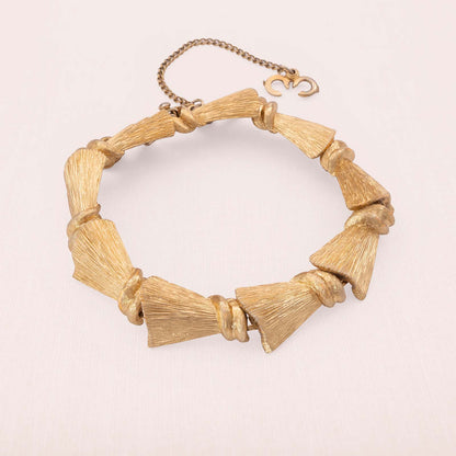 Monet-Armband-vergoldet-elegantes-1960er-Design