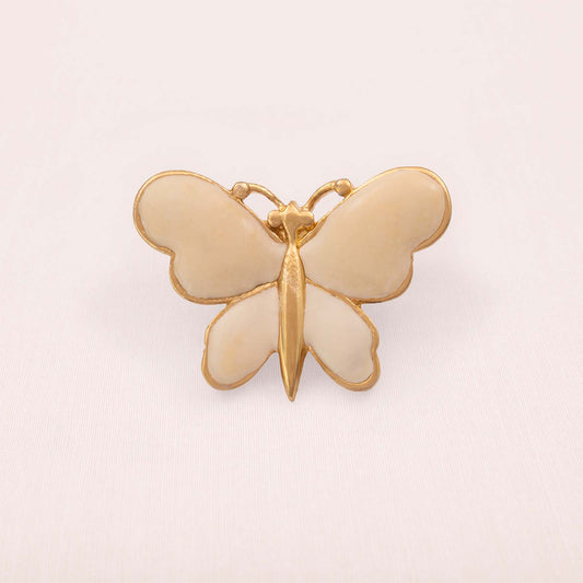 Monet-Brosche-Schmetterling-vergoldet-cremefarbene-Emaille