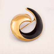 MONET Vintage Brosche vergoldet schwarze Emaille geschwungen eleganter Schmuck