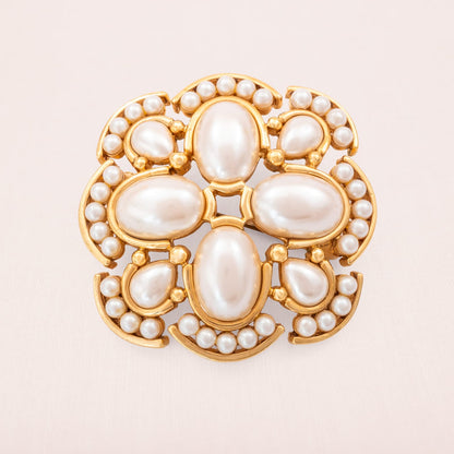 Monet-Brosche-vergoldet-ovale-Perlen-Tropfenperlen-elegantes-Design