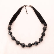 MONET Choker schwarzes Samtband mit Glasperlen Vintage 1990er