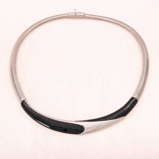 Monet-Halskette-Choker-silberfarben-schwarze-Emaille-modernistisches-Design