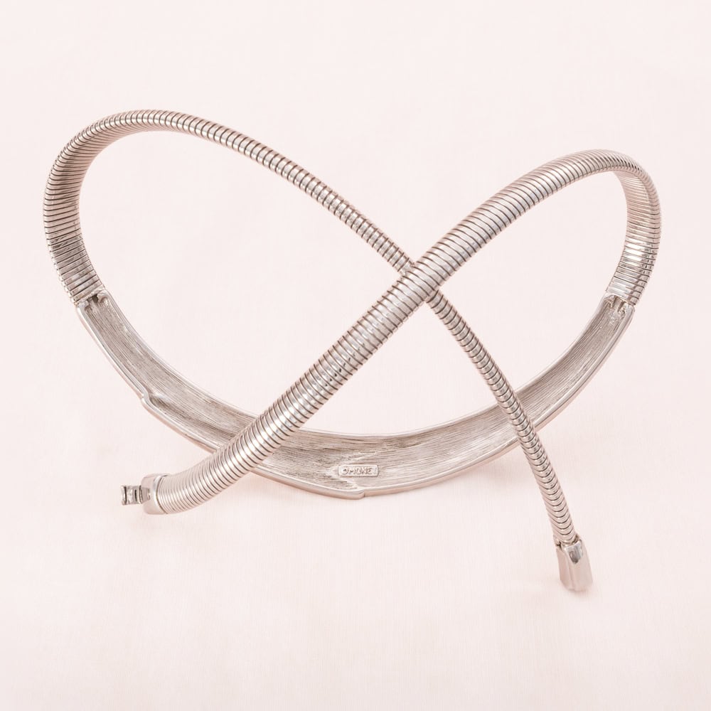 Monet-Halskette-Choker-silberfarbene-Rückseite-Signatur