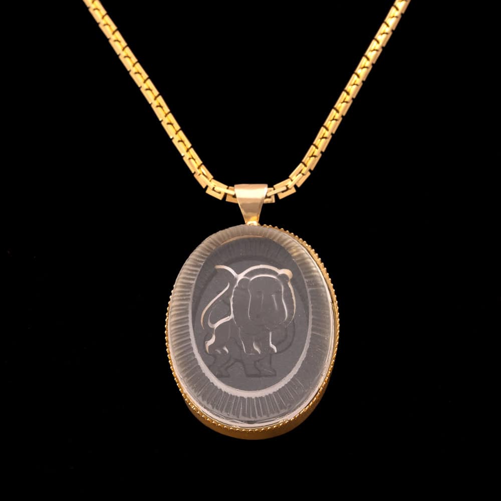 Monet-Halskette-Intaglio-Anhänger-Löwe-Sternzeichen-vergoldete-Bostonkette