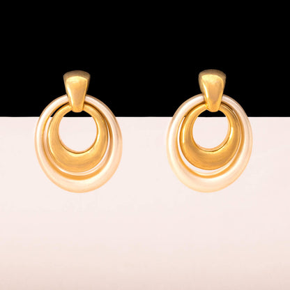 Napier-Ohrringe-Türklopfer-vergoldet-cremefarben-1970er-Jahre