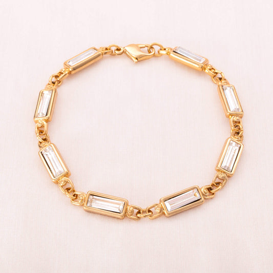 Swarovski-Armband-vergoldet-mit-Baguette-Kristallen-versehen