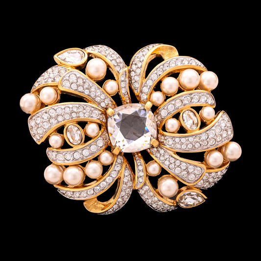 Swarovski-große-Brosche-Kristalle-Perlen-Schleifenform