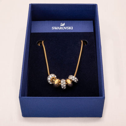 Swarovski-Halskette-vergoldet-fünf-Charm-Anhänger-in-Original-Box