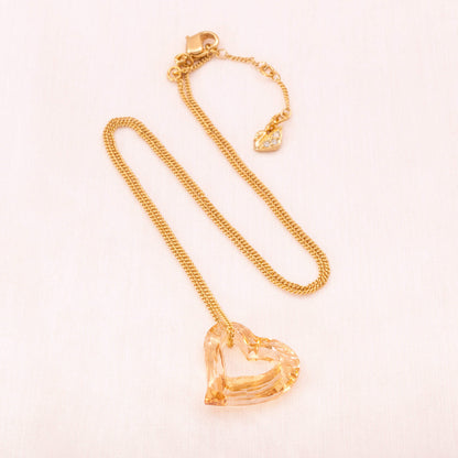 Swarovski-Halskette-vergoldet-mit-herzförmigen-Kristall-Anhänger-Schwan-Signatur