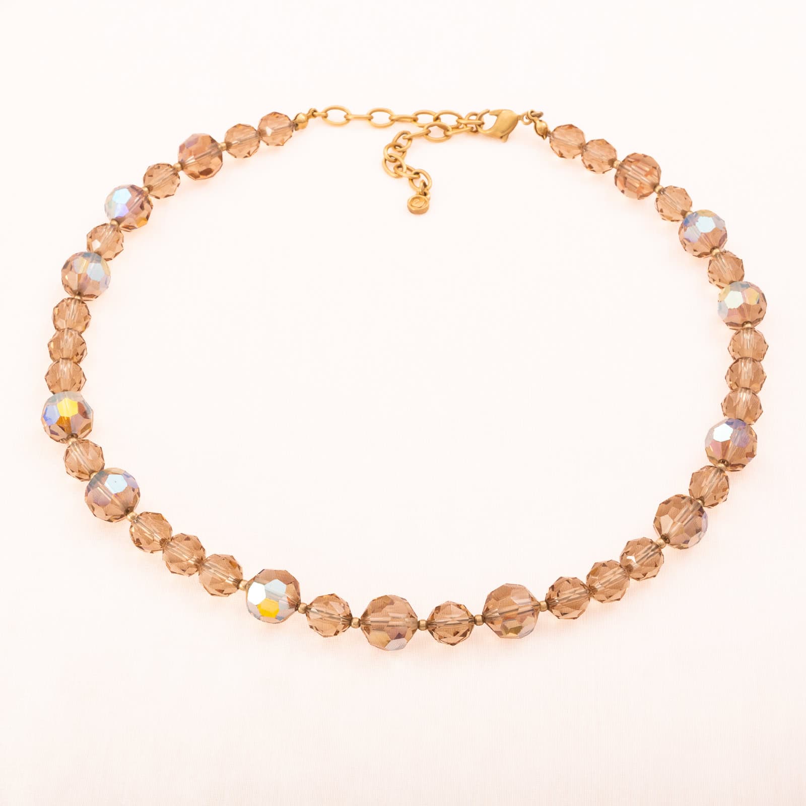 Swarovski-Kristallperlen-Halskette-matt-vergoldeter-Verschluss
