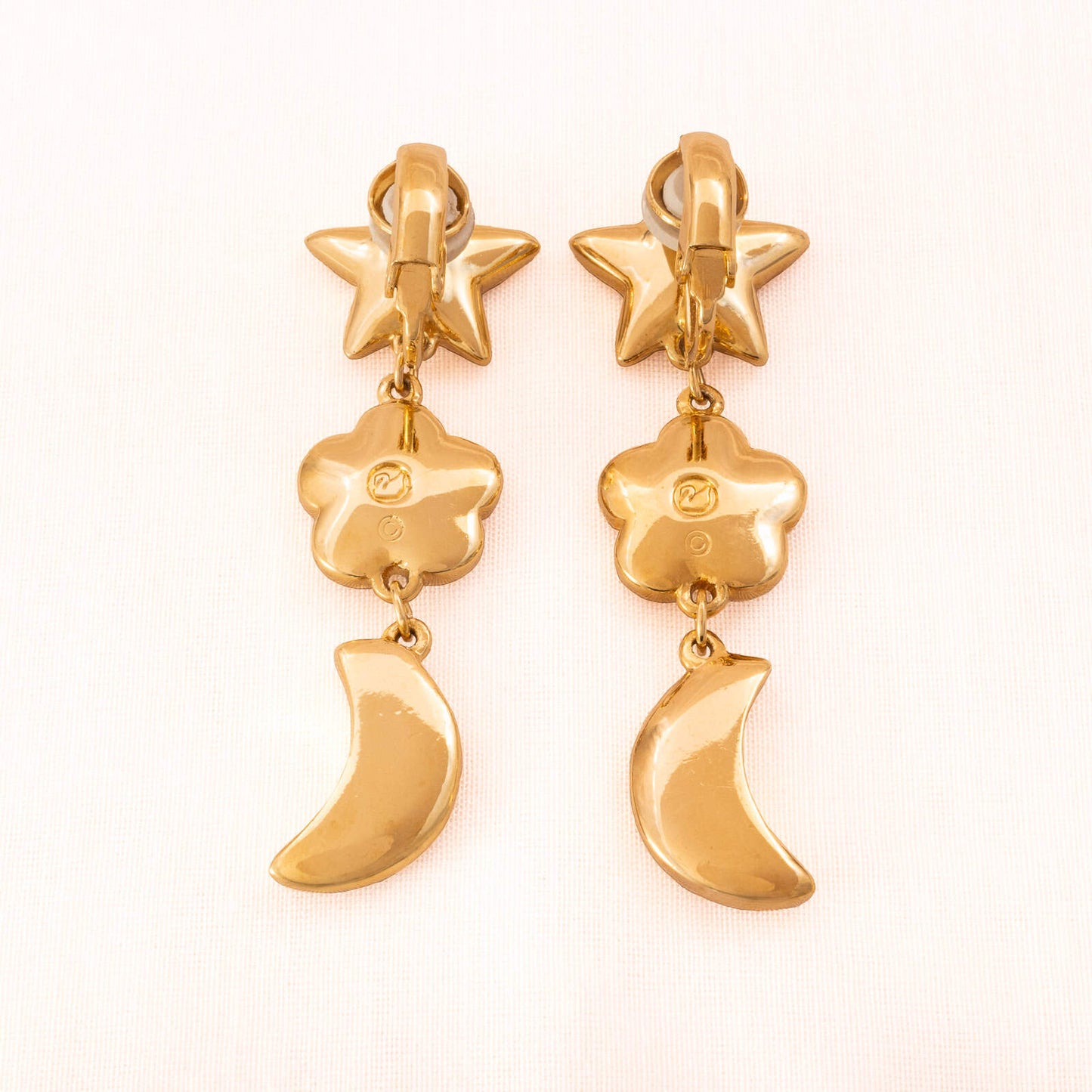 Swarovski-Ohrclips-vergoldete-Rückseiten-Stern-Blume-signiert-Mond