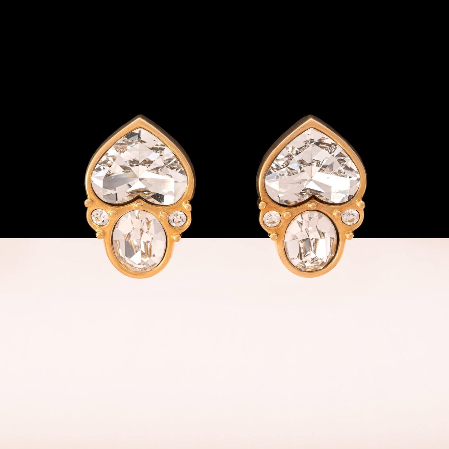 Swarovski-Ohrclips-vergoldet-funkelnde-Kristalle-Herzschliff