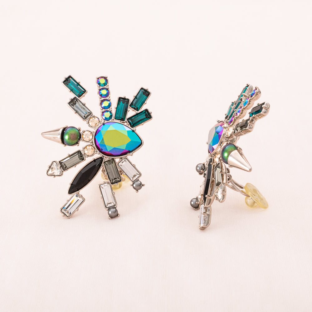 Swarovski-Ohrclips-Satelit-Design-Kristall-besetzt-grün-sehr- ausgefallen