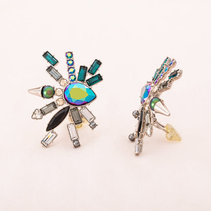 Swarovski-Ohrclips-Satelit-Design-Kristall-besetzt-grün-sehr- ausgefallen
