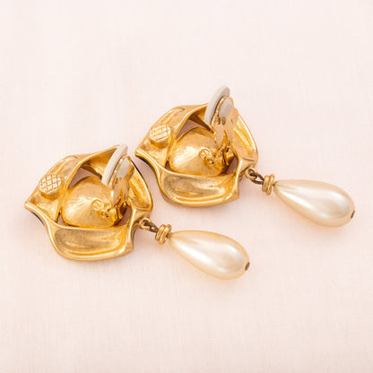 Swarovski-Ohrclips-Perlentropfen-vergoldete-Rückseiten-Schwan-Signatur