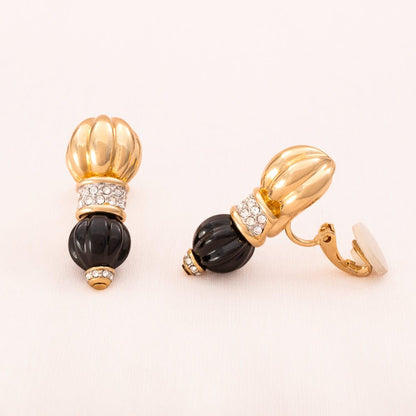Swarovski-Ohrclips-vergoldete-Kudeln-Kristalle-schwarze-Perle