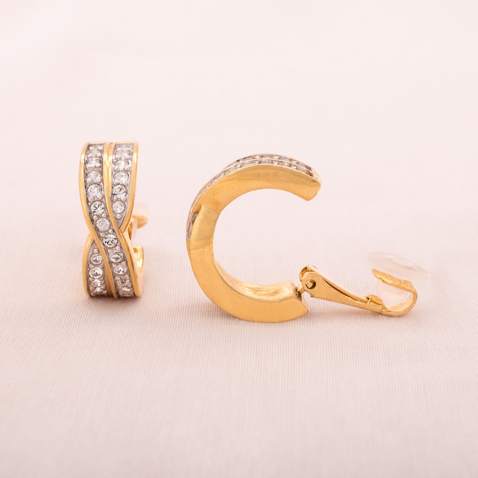 Swarovski-Kreolen-Ohrclips-vergoldet-Kristall-besetzt