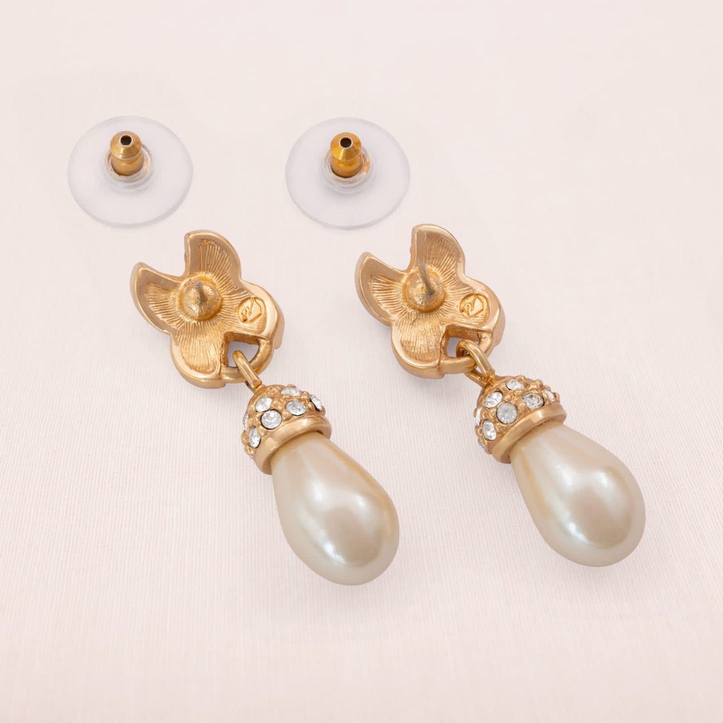 Swarovski-Ohrringe-Perlen-Tropfen-Hänger-Kristalle-vergoldet-Rückseiten-Schwan-signiert
