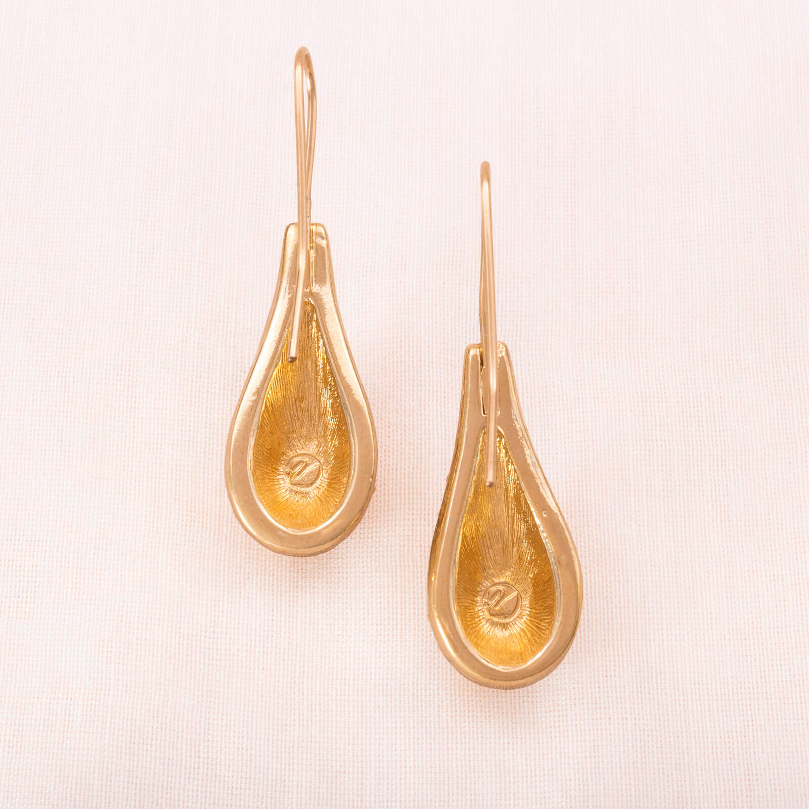 Swarovski-Ohrringe-Tropfenfor-Hänger-vergoldete-Rückseiten-Schwan-Signatur