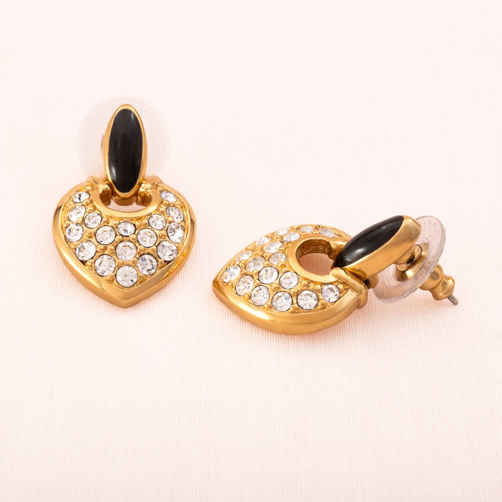 Swarovski-Ohrrnge-vergoldet-herzförmige-Hänger-schwarze-Emaille-Kristalle