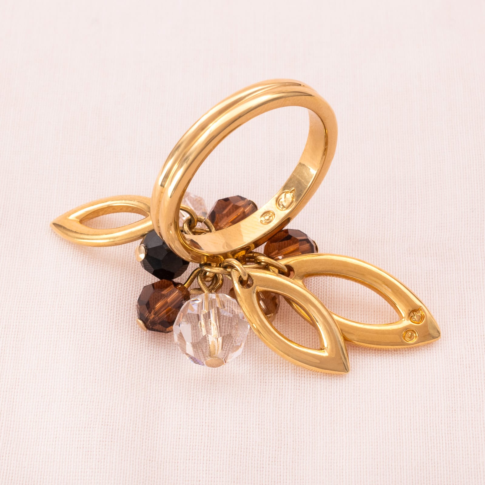 Swarovski-verspielter-Ring-mit-Kristallperlen-in-braun-schwarz-ransparent-mit-Signatur