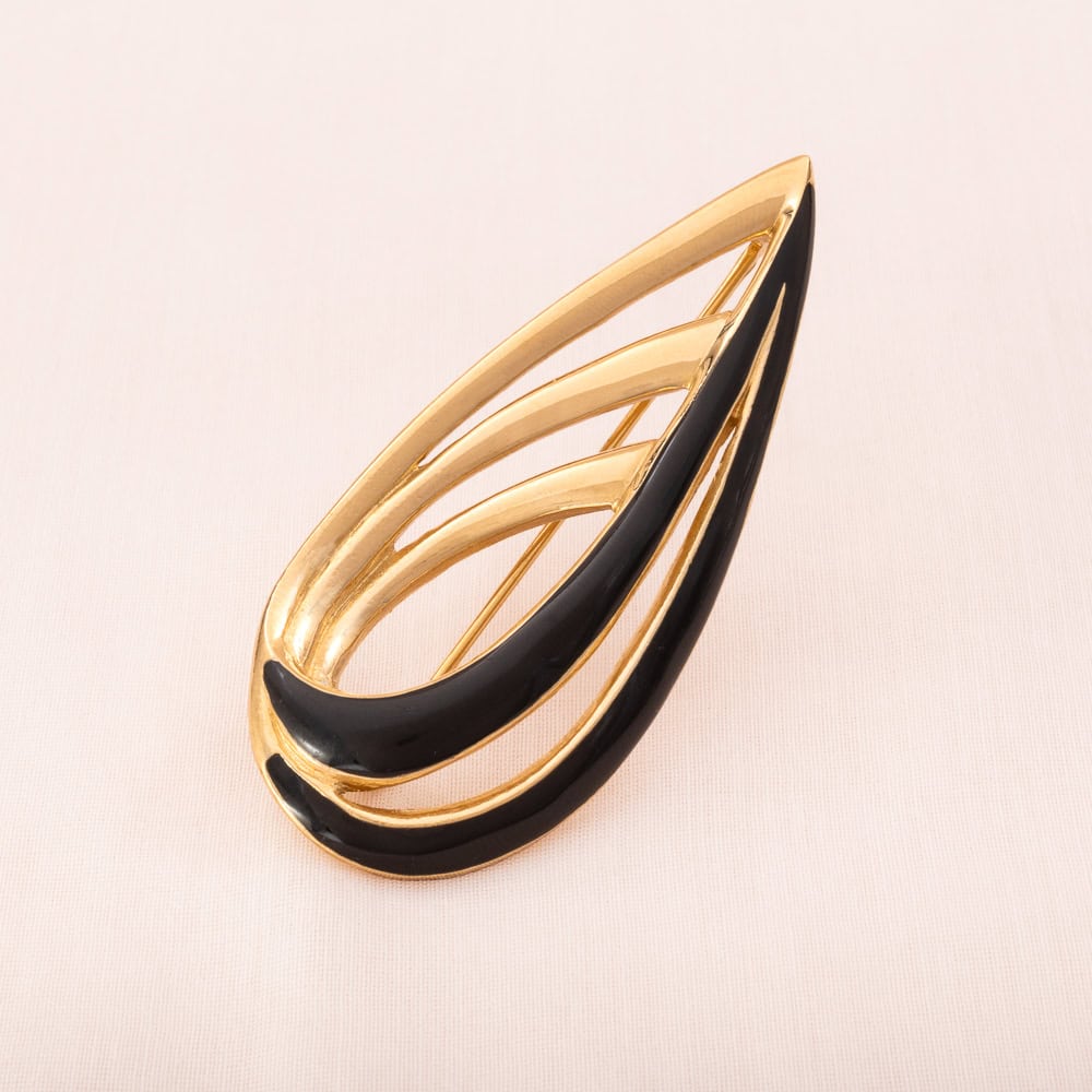 TRIFARI brooch gold-plated abstract with black enamel 1990s vintage