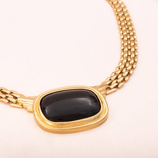 Trifari-Halskette-vergoldeter-Choker-großer-schwarzer-Cabochon-Anhänger
