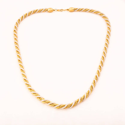 Trifari-vergoldete-Kordelkette-umwickelt-feine-Perlenkette