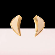 MONET kleine Segel-Ohrclips cremefarben emailliert