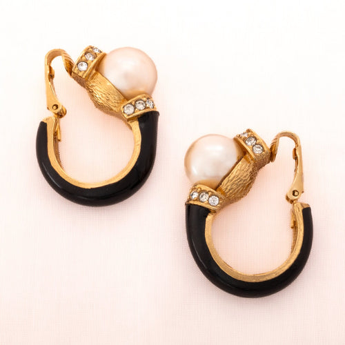 Pearl ear clips with black enamel in hoop style