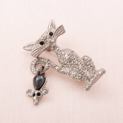 Katzen-Brosche-Strass-verziert-mit-baumelnder-Maus