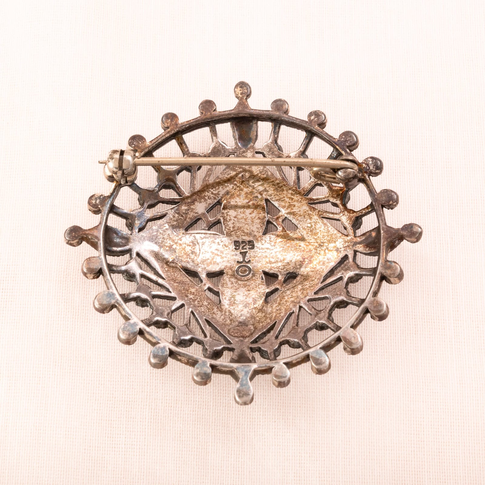 Antik-Revival-Brosche-Sterling-Silber-Rückseite-gestempelt