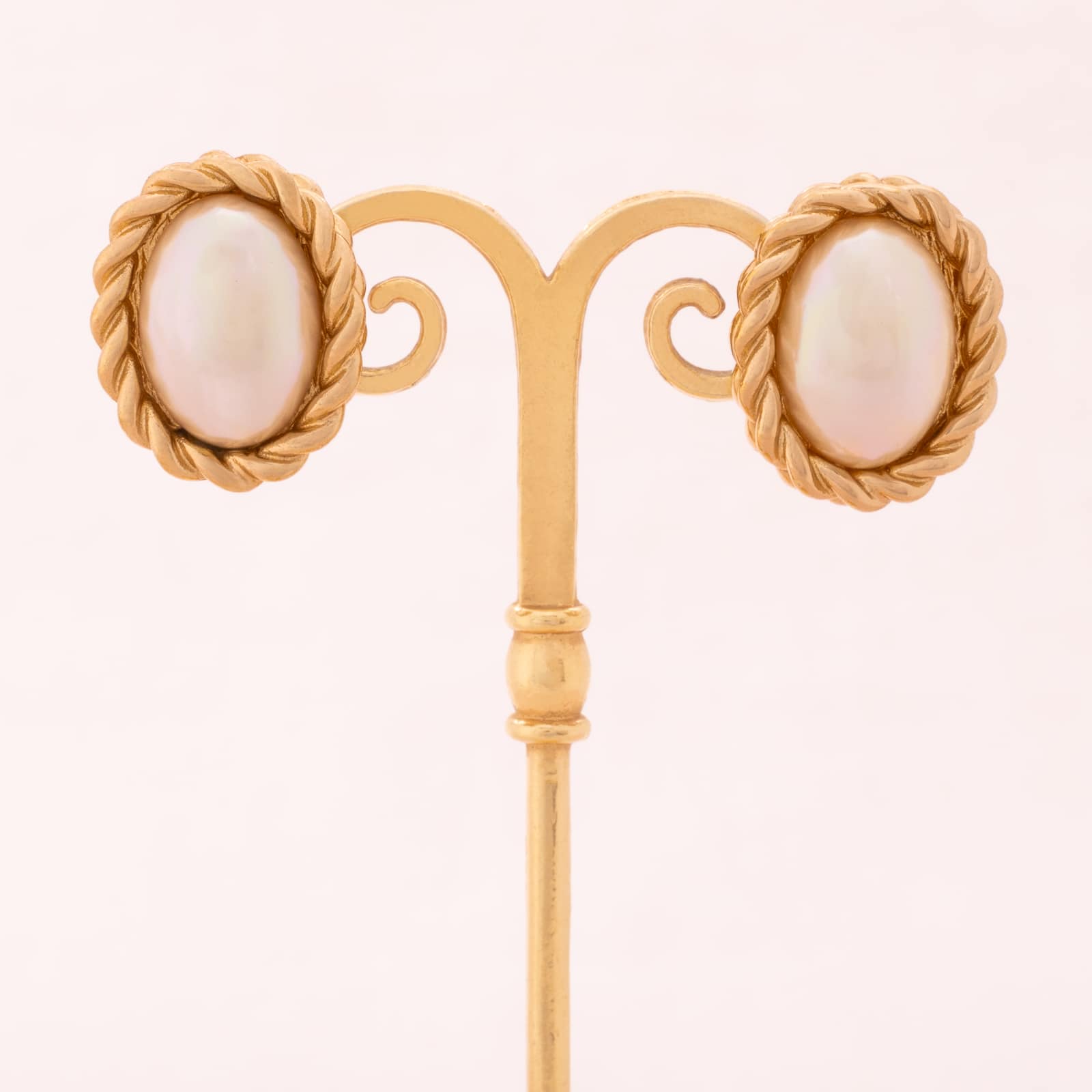 Christian-Dior-ovale-Perlenohrclips-vergoldet