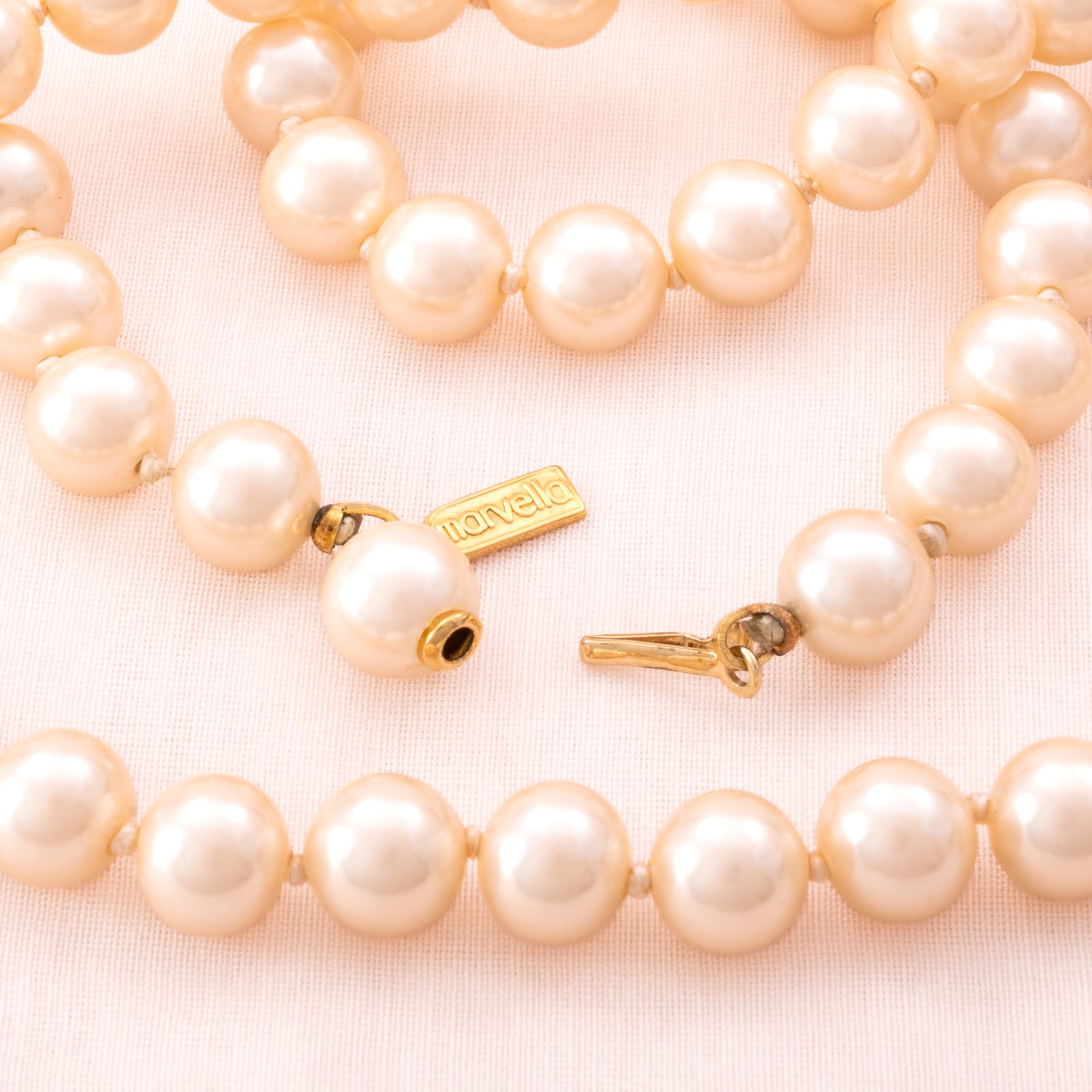 Marvella-klassische-Vintage-Perlenkette-Verschluss-und-Signatur