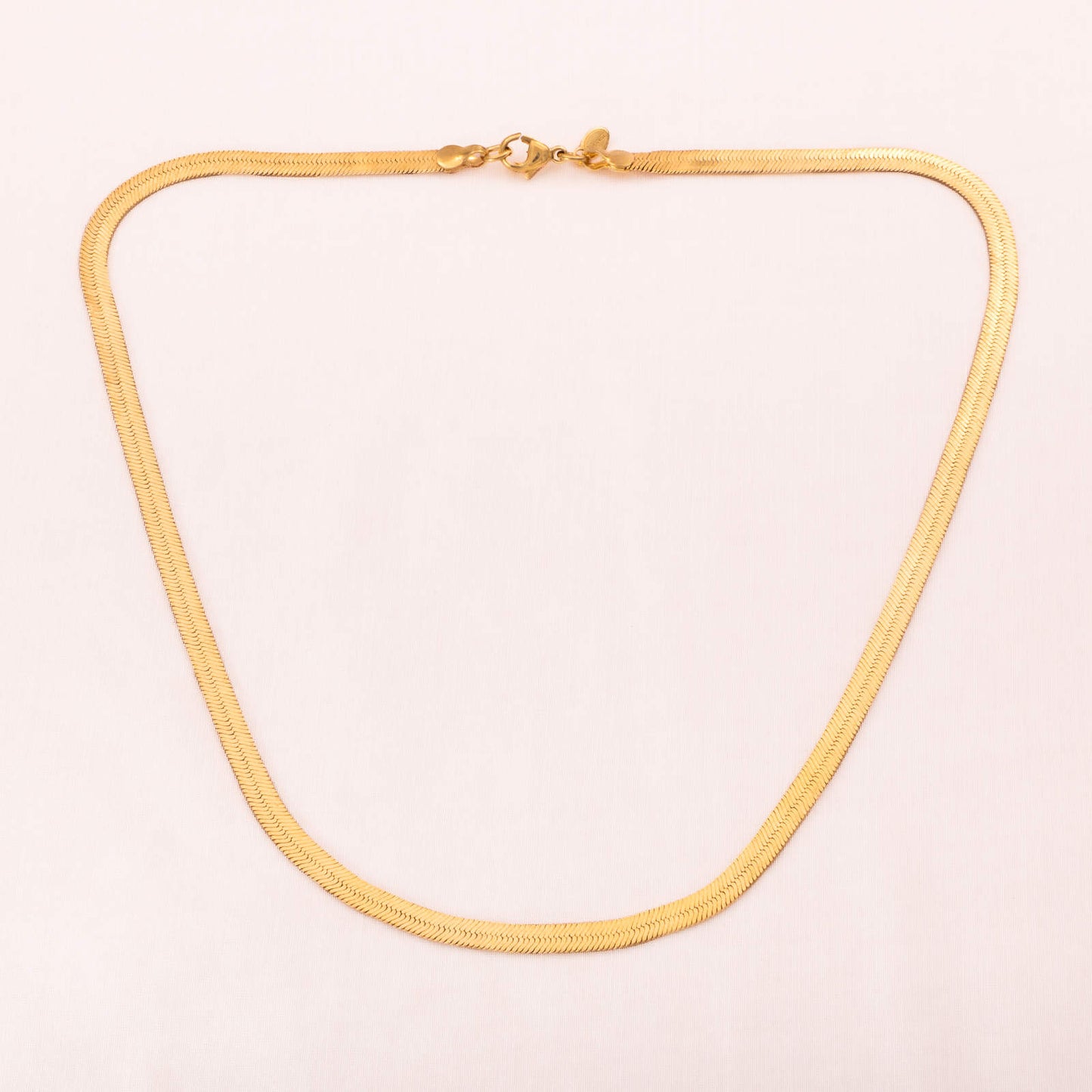 Monet-vergoldete-Halskette-flach-sehr-flexibel