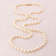 MONET classic pearl necklace from the 90s