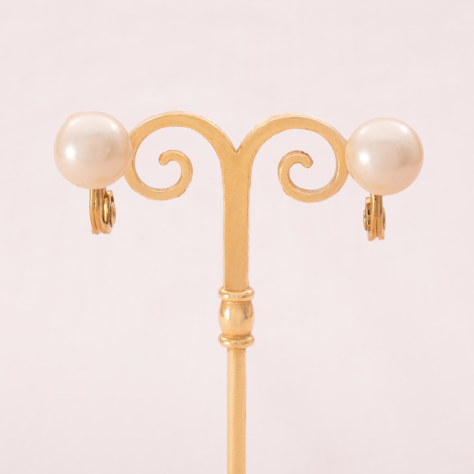 Monet-klassische-Perlen-Ohrclips