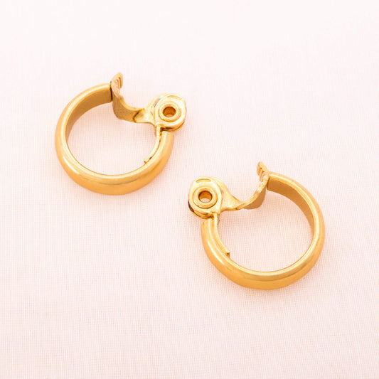 Monet-kleine-Clip-Kreolen-vergoldet