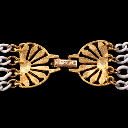 Monet-weiße-lange-Halskette-vergoldeter-Verschluss-Rückseite-Signatur