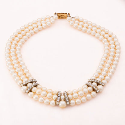 3-reihige-Perlenkette-mit-Strass-verziert