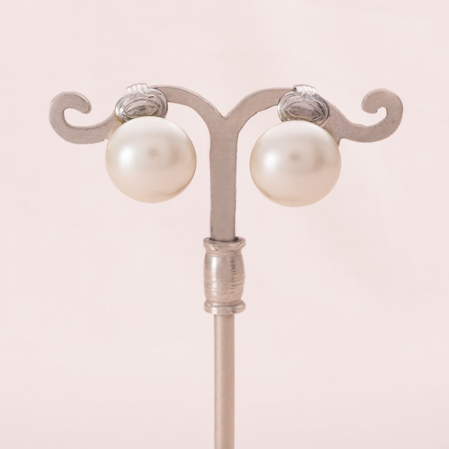 Sarah-Coventry-kleine-Perlen-Ohrclips