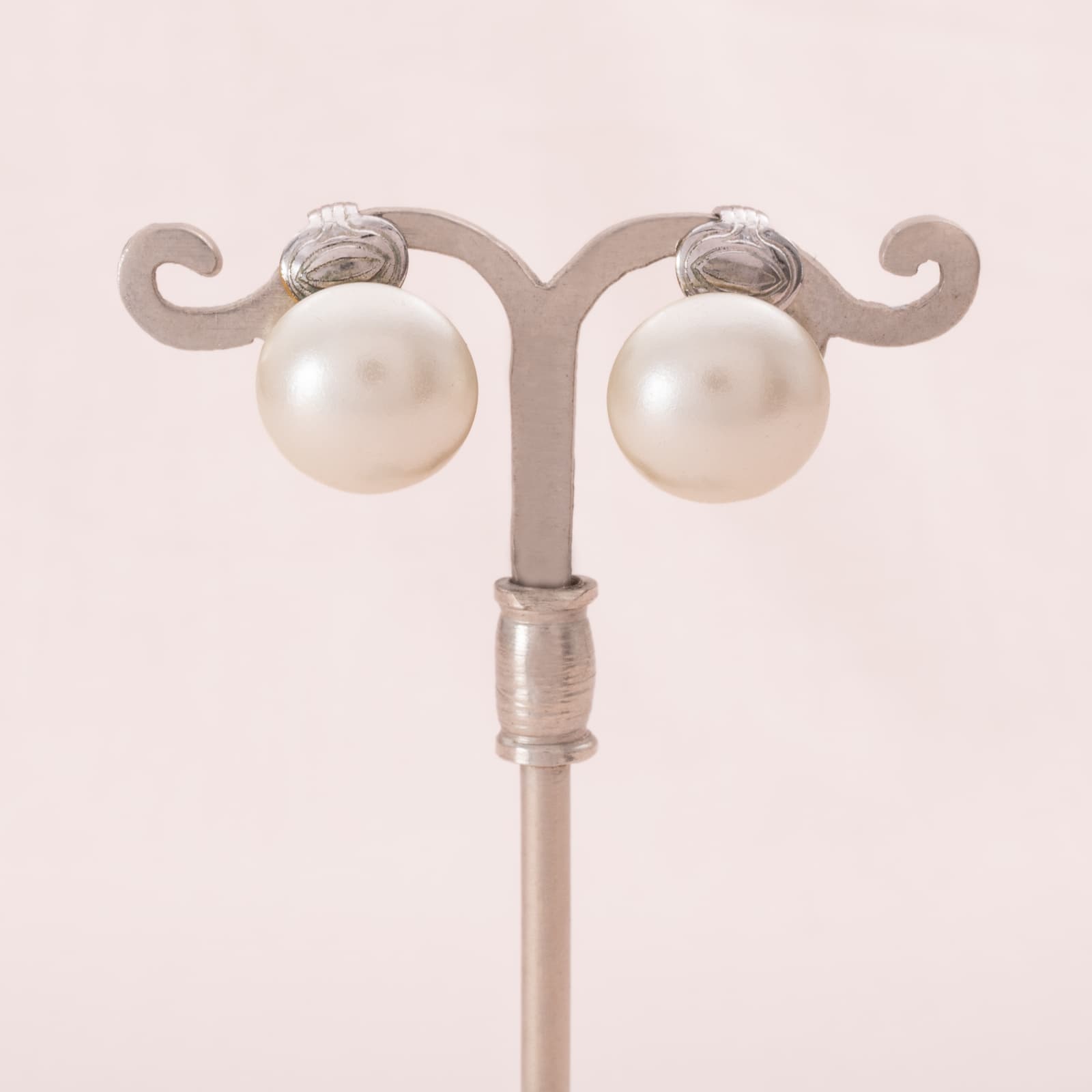 Sarah-Coventry-kleine-Perlen-Ohrclips