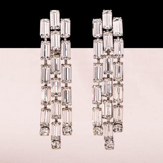 Schreiner-Ohrclips-glitzernde-Baguette-Steine