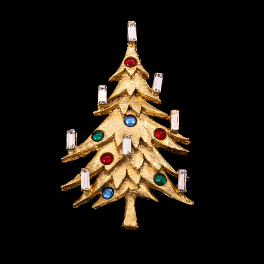Sphinx-Weihnachtsbaum-Brosche-vergoldet-Baguettesteine-als-Kerzen-bunte Strasssteine