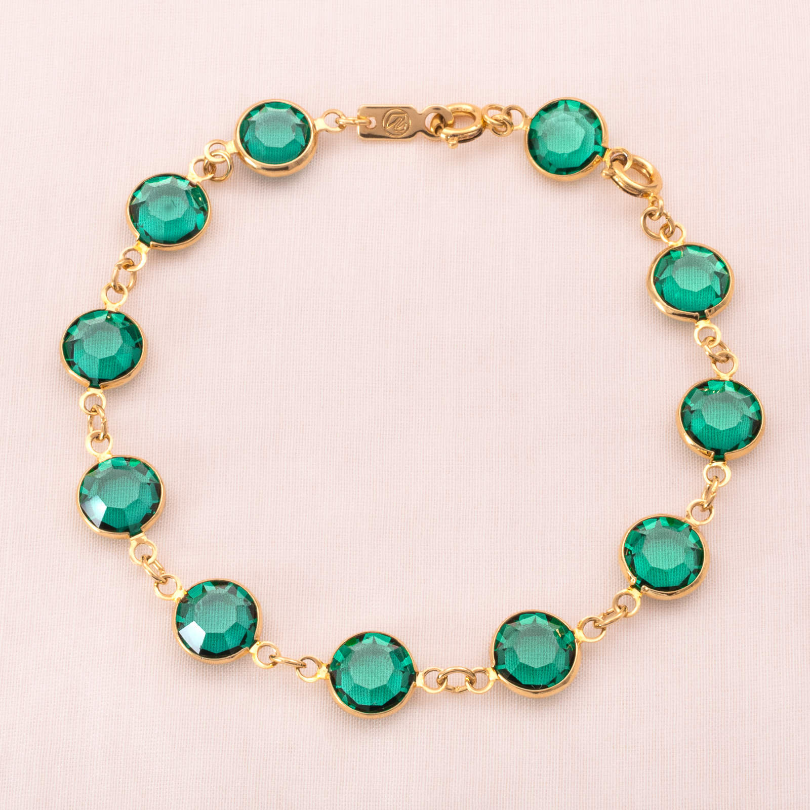 Swarovski-Armband-grüne-Kristalle-in-vergoldeter-Fassung