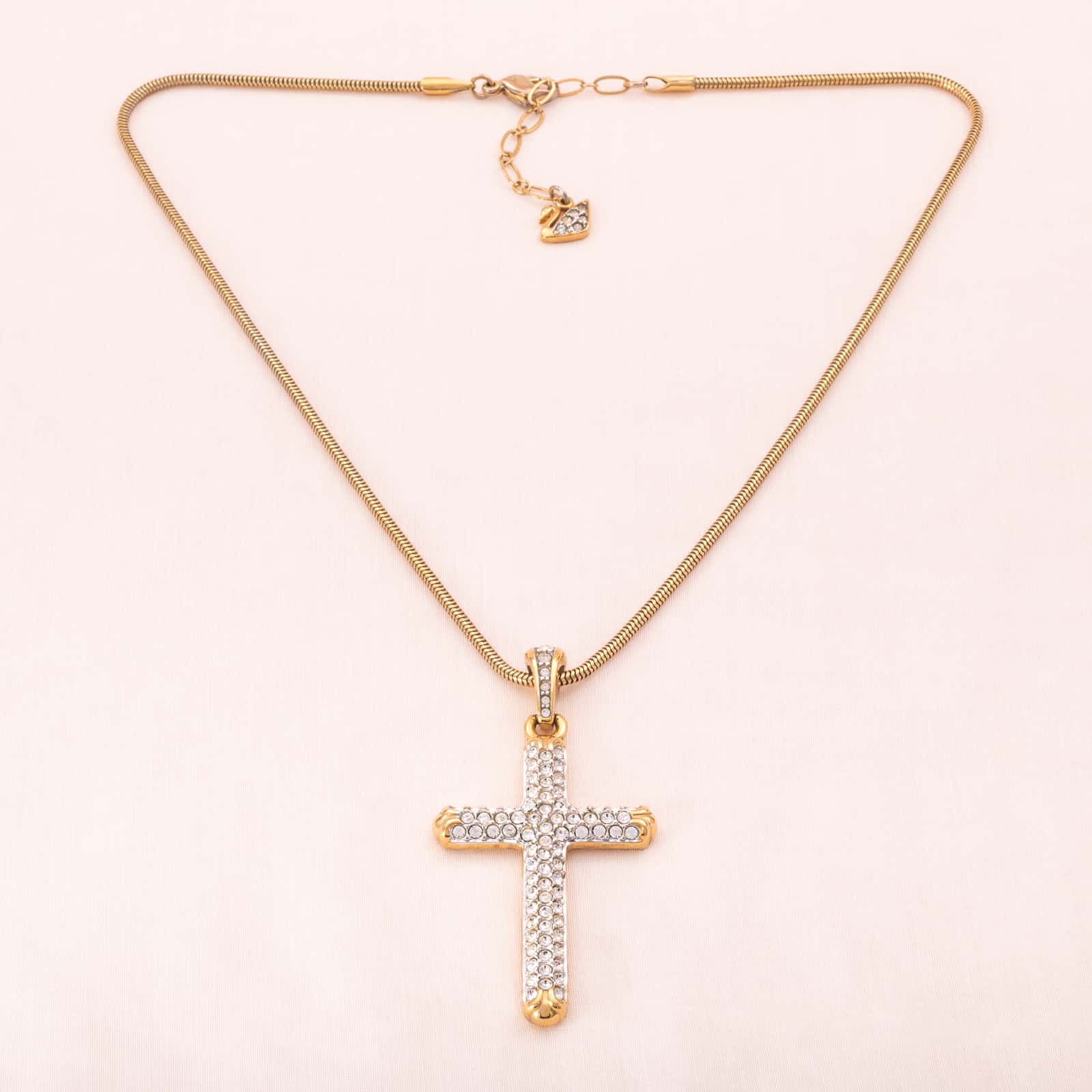 Swarovski-vergoldete-Halskette-großer-Kreuz-Anhänger
