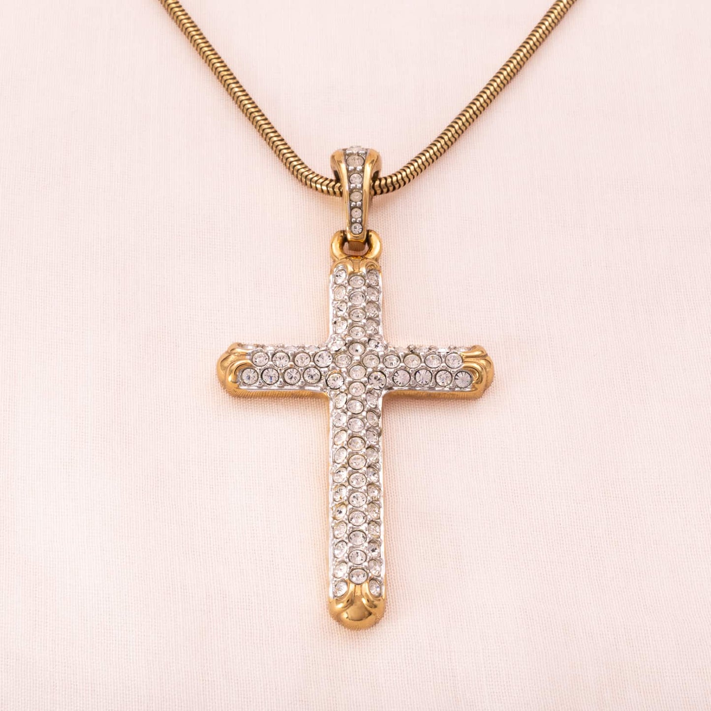 Swarovski-vergoldete-Halskette-großer-Kreuz-Anhänger