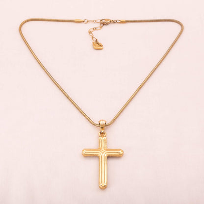 Swarovski-vergoldete-Halskette-großer-Kreuz-Anhänger-Rückseite